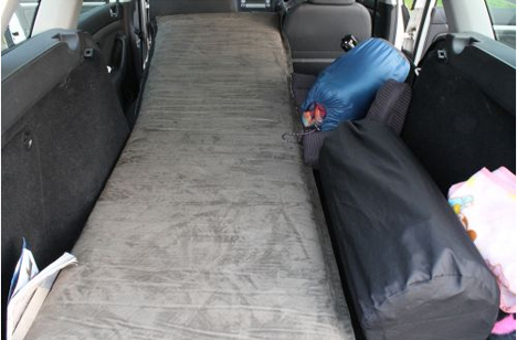 Volkswagen Golf Variant & Car Camping Air matress